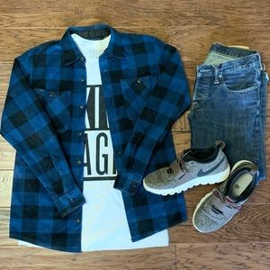 Men’s Small Wrangler Fleece Button Up